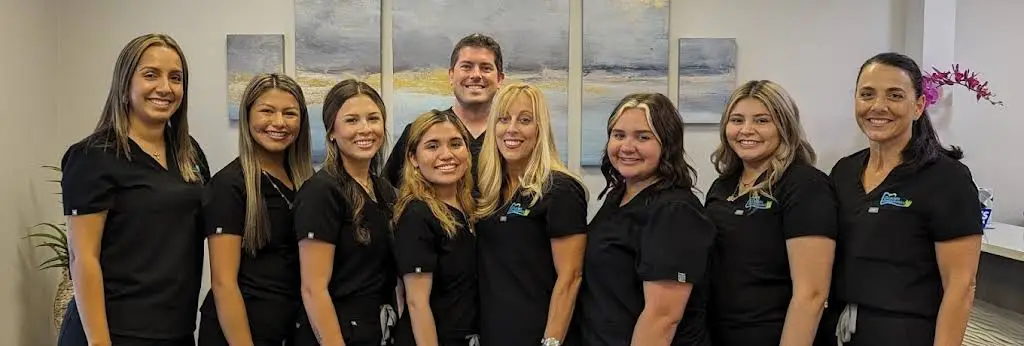 Glades Orthodontics - Professional dental clinic exterior with modern facilities