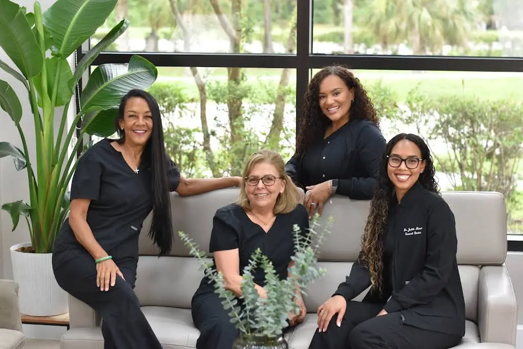 Estates Dental Center - Professional dental clinic exterior with modern facilities