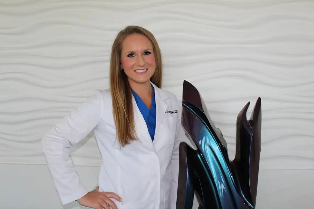 Fantastic Dental Arts: Dr. Queanh Phan DMD