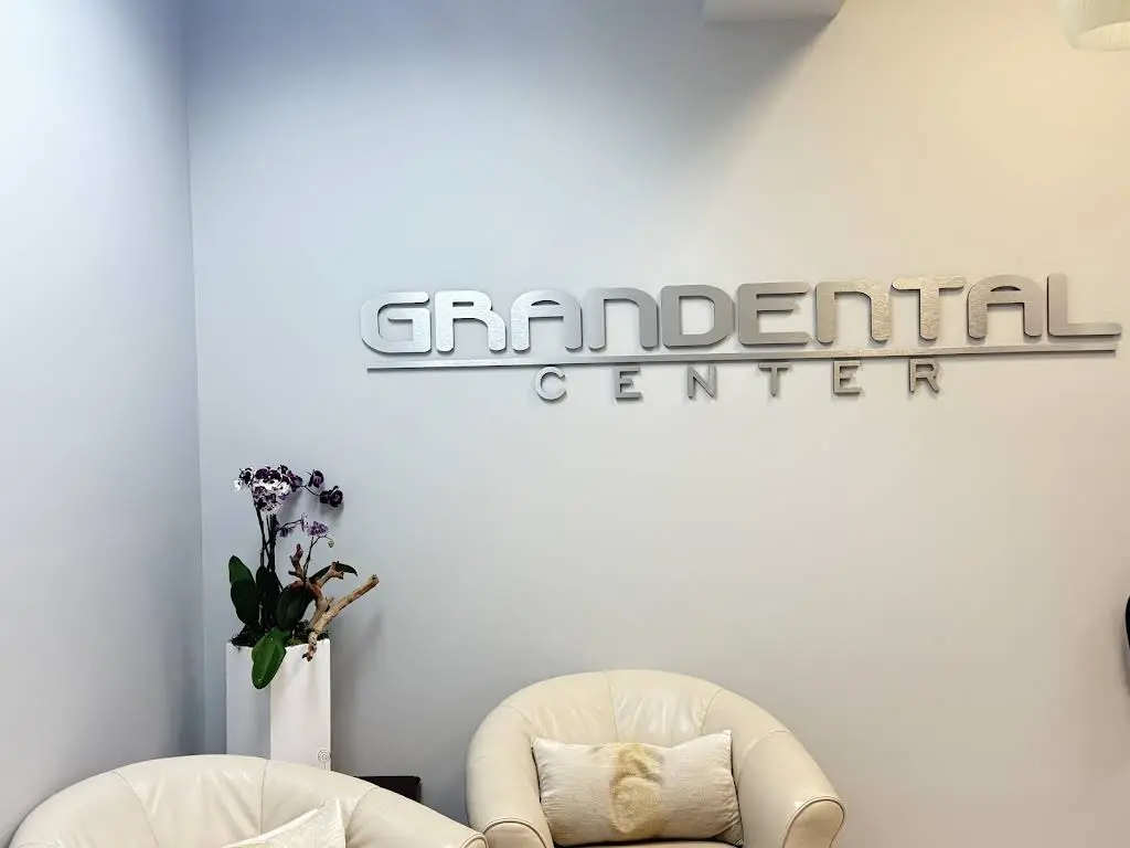 Grandental Center