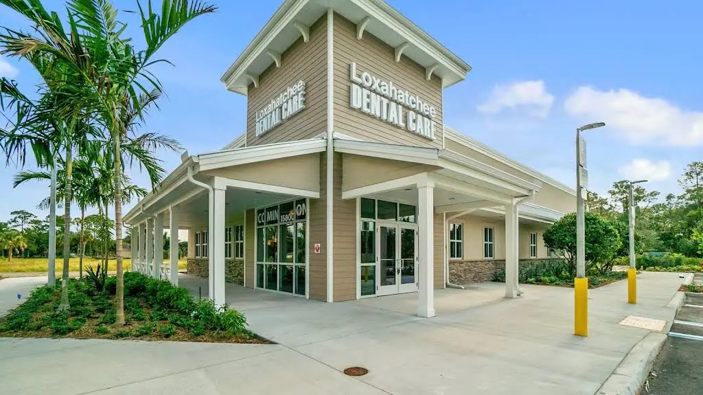 Loxahatchee Dental Care - Professional dental clinic exterior with modern facilities