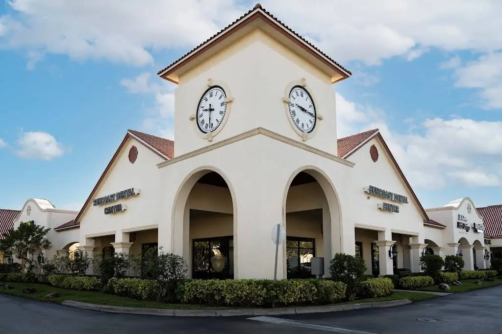 Suncoast Dental Center - Professional dental clinic exterior with modern facilities
