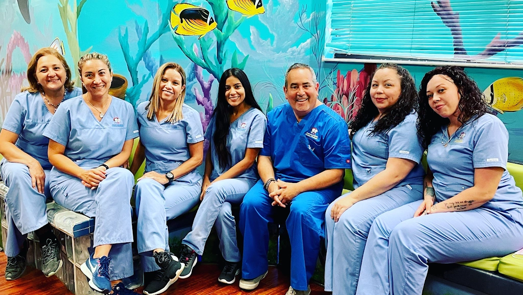 A Dentist Just For Kids - Wellington & Boca - Dr. Francisco Jimenez, DDS - Professional dental clinic exterior with modern facilities