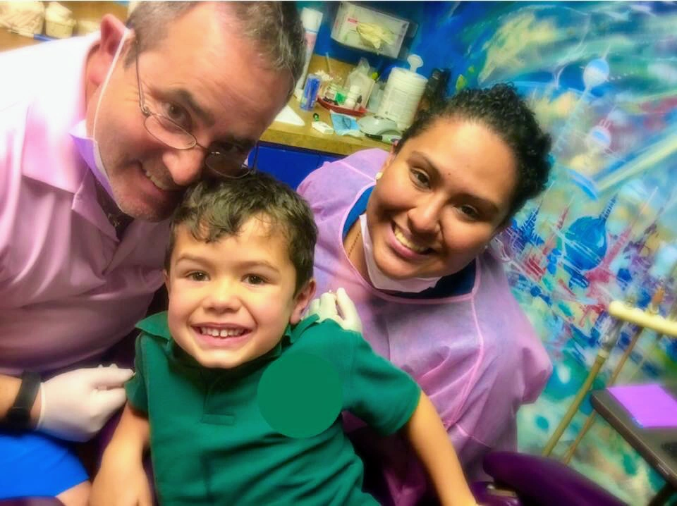 A Dentist Just For Kids - Wellington & Boca - Dr. Francisco Jimenez, DDS