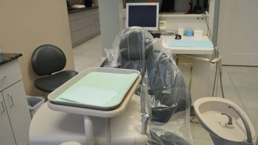 Carillon Cosmetic & General Dentistry