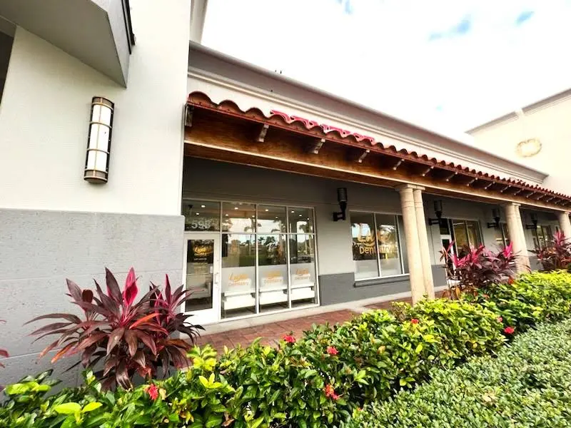 Luxe Dentistry - Scott C. Hood, D.D.S. - Professional dental clinic exterior with modern facilities