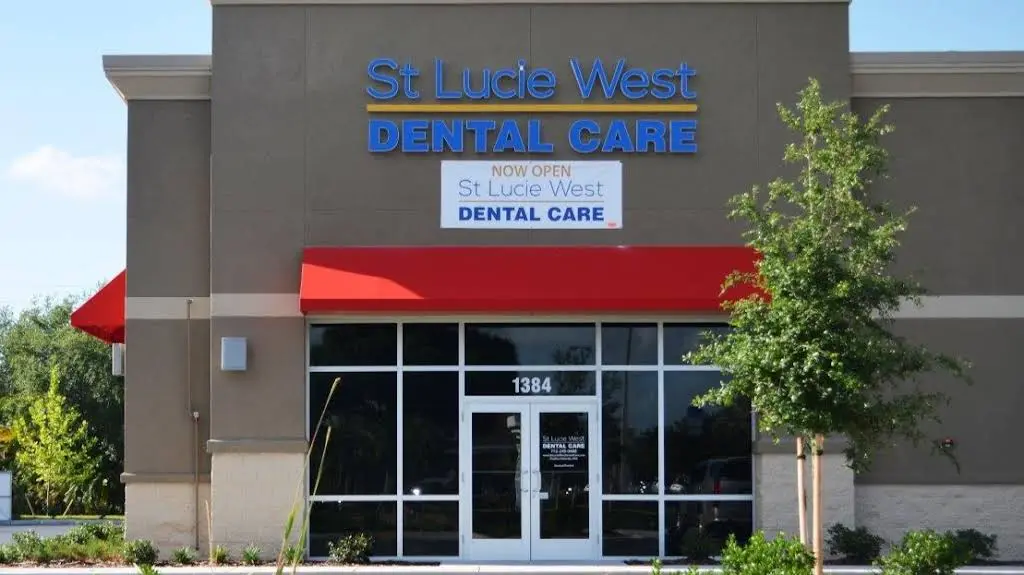 St. Lucie West Dental Care - Professional dental clinic exterior with modern facilities
