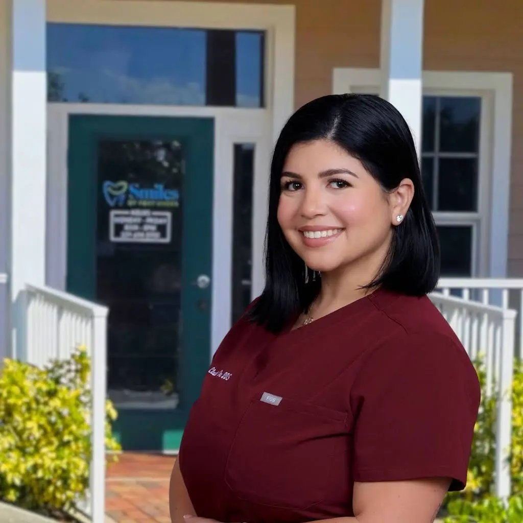 Smiles of Fort Myers - Professional dental clinic exterior with modern facilities
