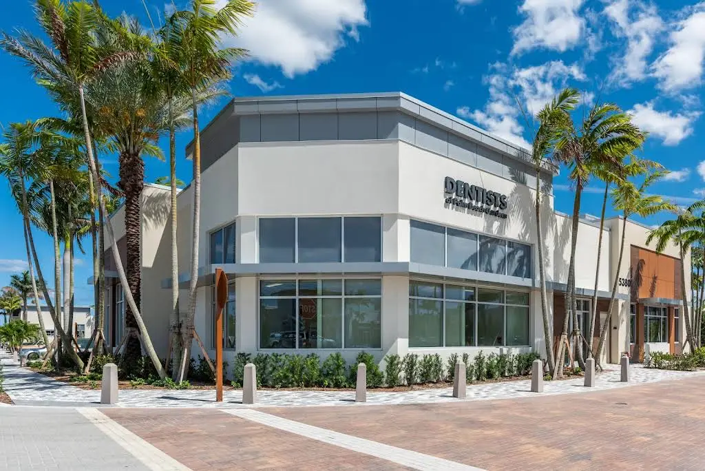 Dentists of Palm Beach Gardens