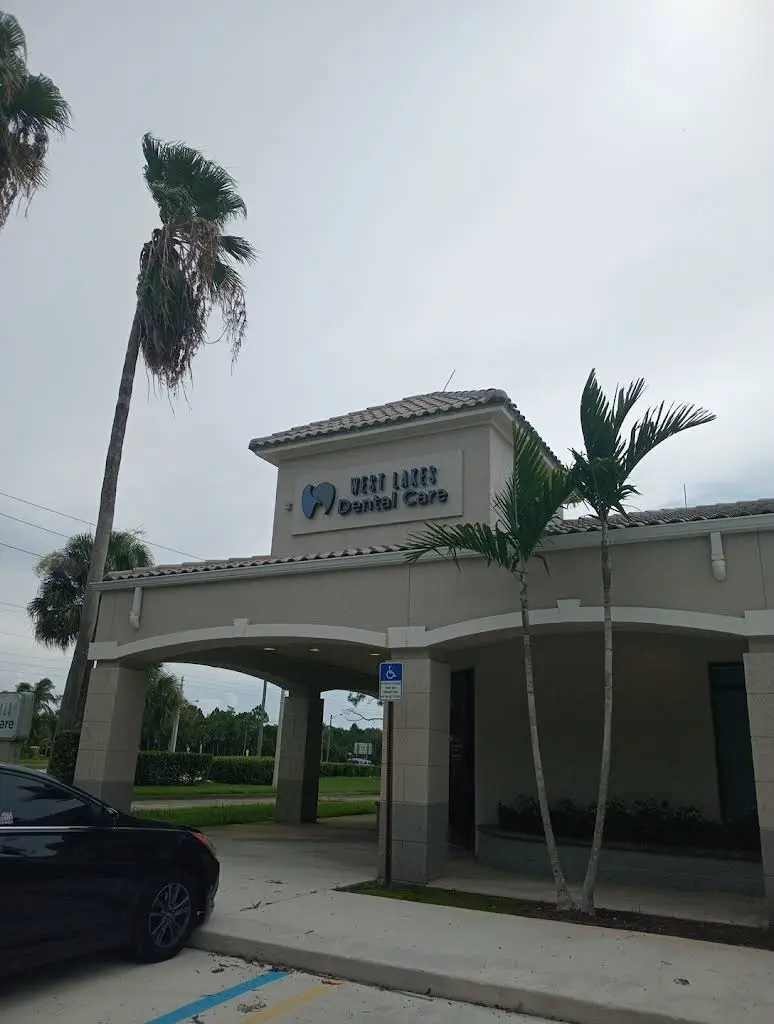 West Lakes Dental Care