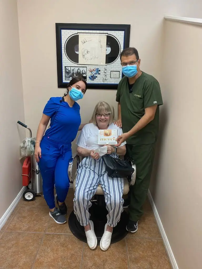 Naples Dental Care - Professional dental clinic exterior with modern facilities