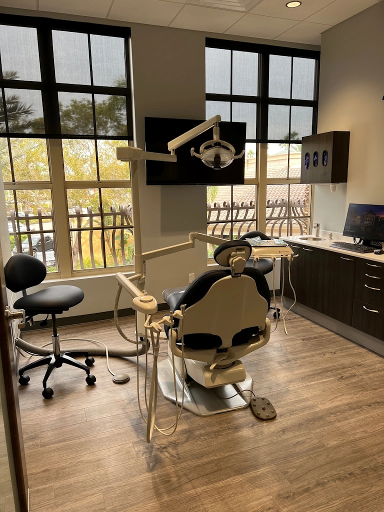 Britely Dentures + Implants Studio