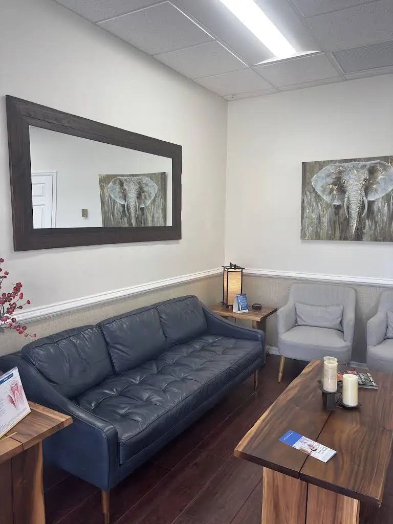 Eagle Creek Dentistry - Professional dental clinic exterior with modern facilities