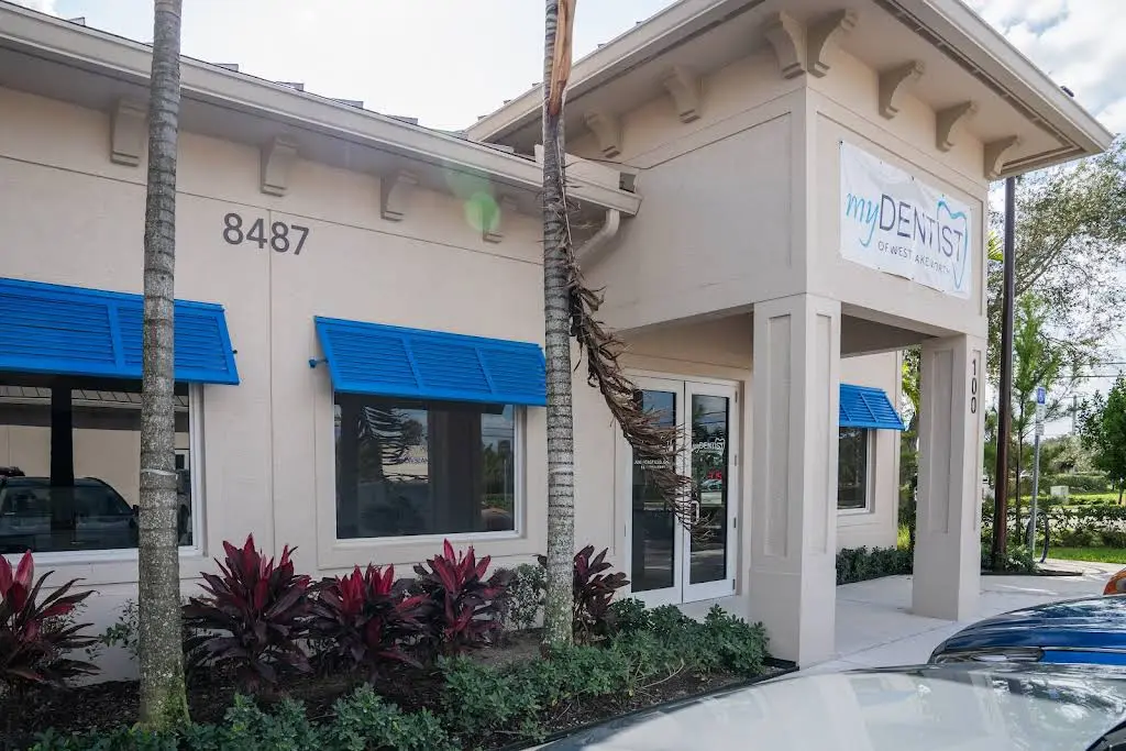 My Dentist of West Lake Worth - Professional dental clinic exterior with modern facilities