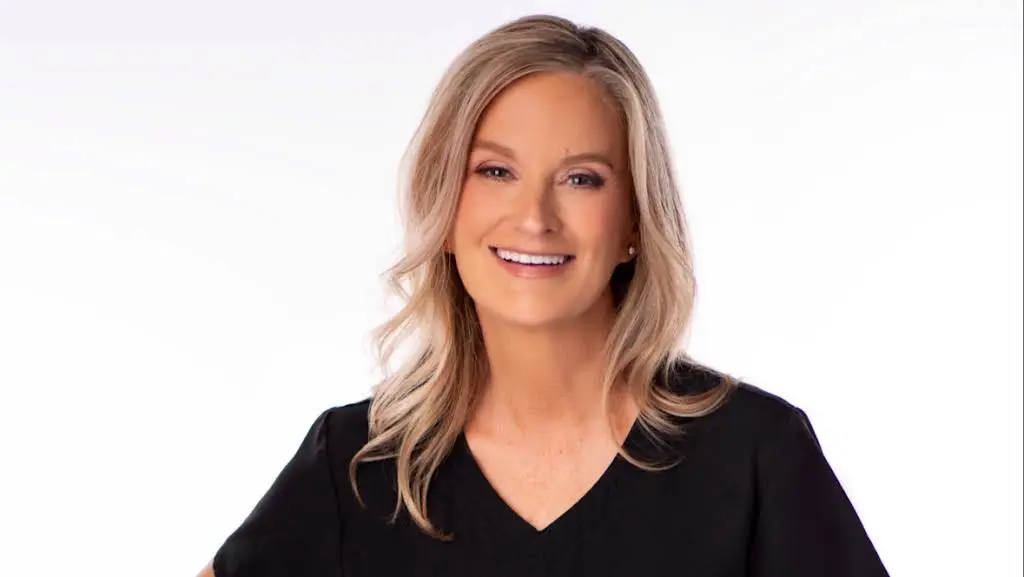 Melanie Pugh DMD PA - Professional dental clinic exterior with modern facilities