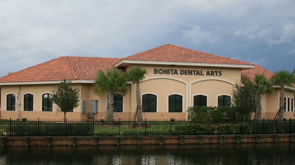 Bonita Dental Arts - Professional dental clinic exterior with modern facilities