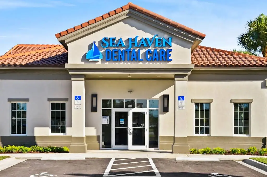 Sea Haven Dental Care - Professional dental clinic exterior with modern facilities