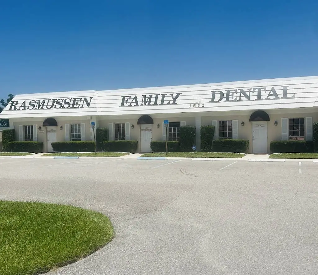 Rasmussen Family Dental - Fort Myers - Professional dental clinic exterior with modern facilities