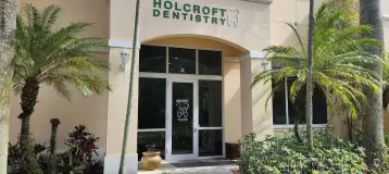 Holcroft Cosmetic & Family Dentistry