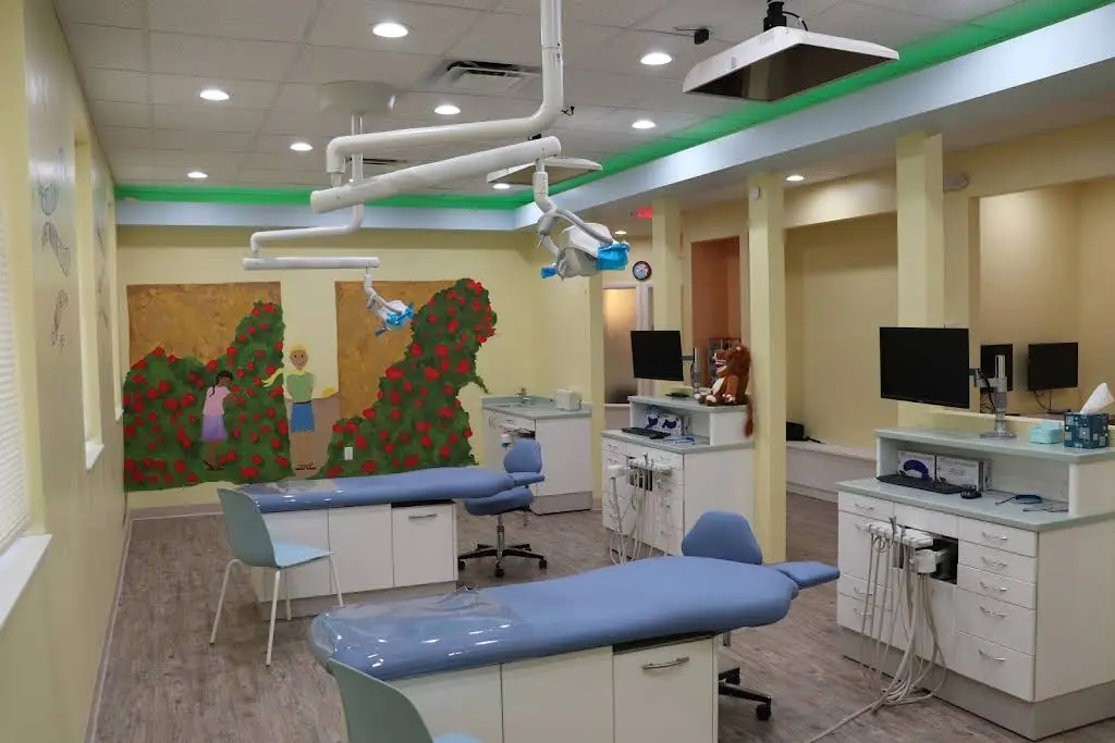 The Little Royals Dentistry for Kids