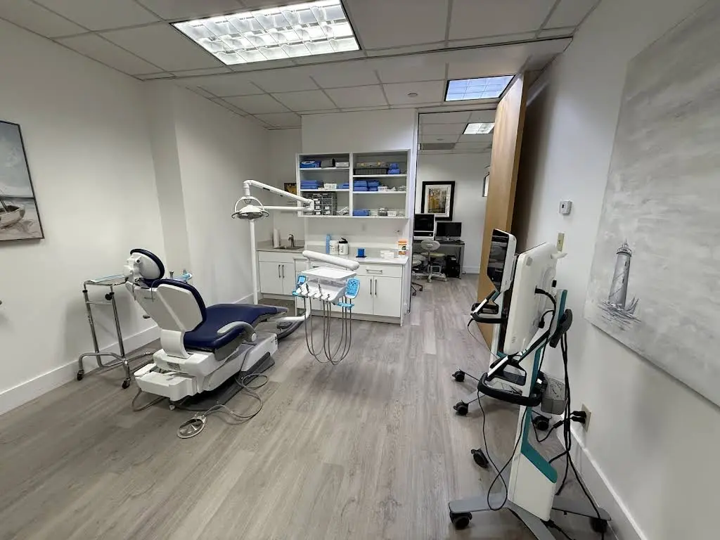 J Alvarez Dentistry