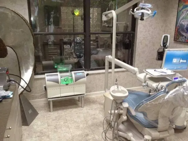 Craig A. Glaesner, D.D.S. - One Visit Dentistry - Professional dental clinic exterior with modern facilities