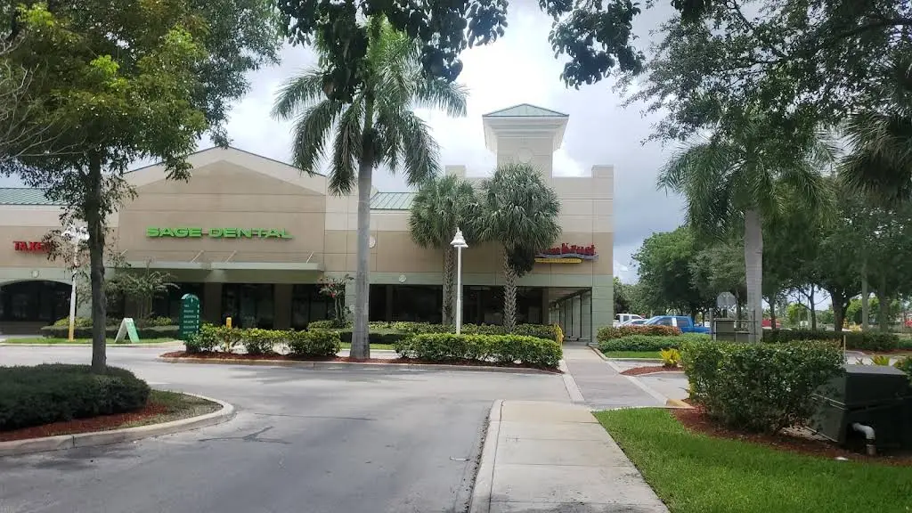 Sage Dental of West Palm Beach at Summit Blvd.