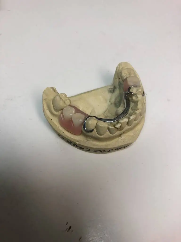 Emergency Denture Services