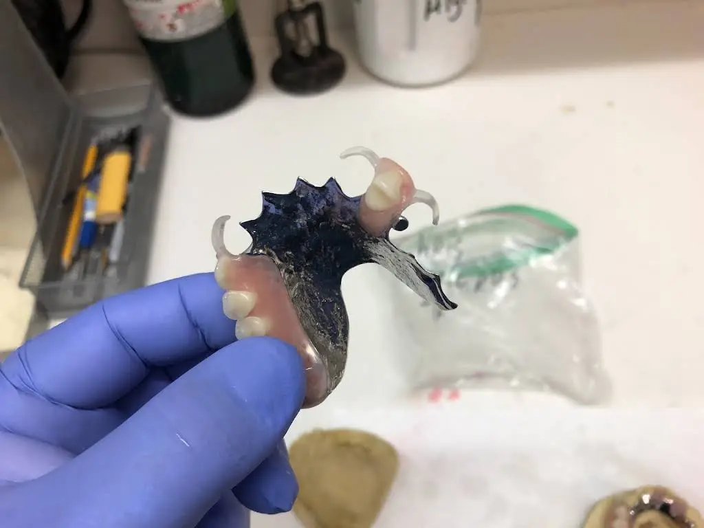 Emergency Denture Services