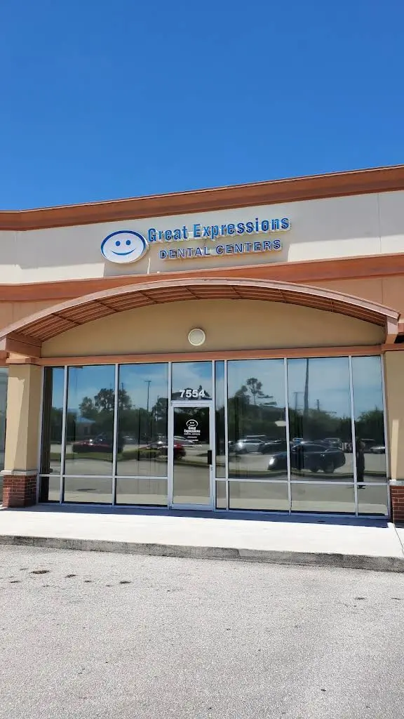 Great Expressions Dental Centers - Professional dental clinic exterior with modern facilities