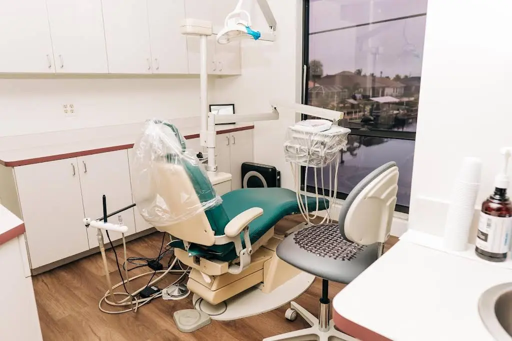 Family Dental Care - Professional dental clinic exterior with modern facilities