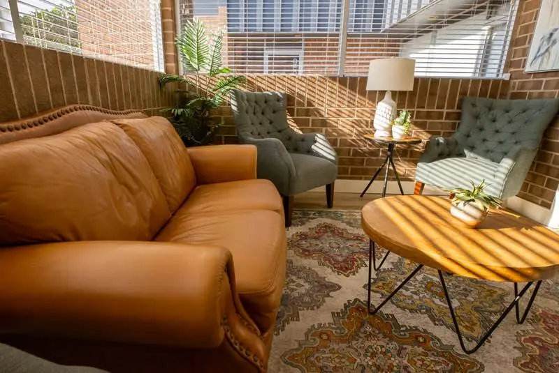 Kari Mann Dental Studio