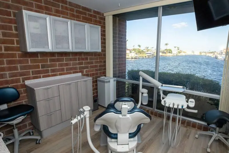 Kari Mann Dental Studio