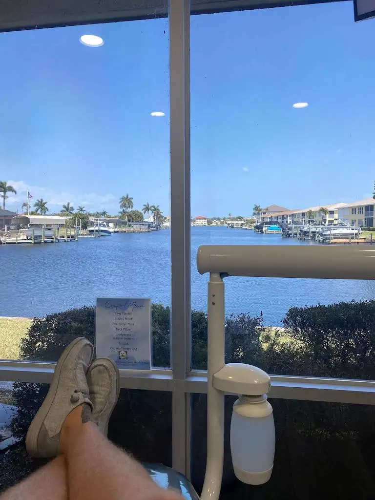 Kari Mann Dental Studio