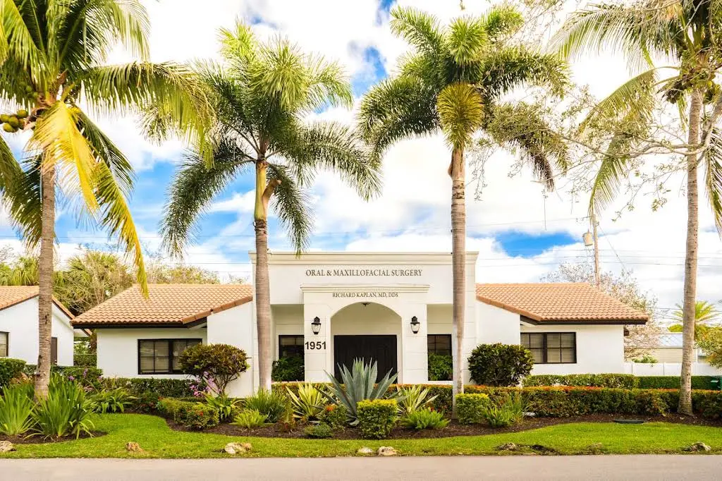 Kaplan Oral Surgery - Professional dental clinic exterior with modern facilities