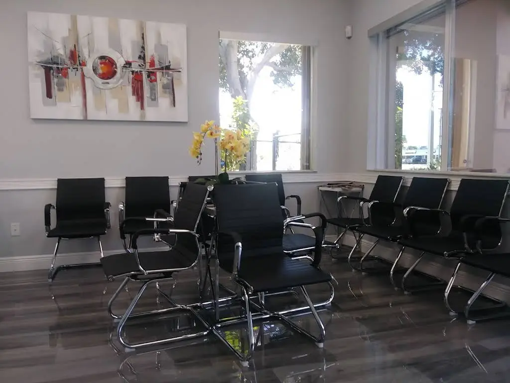 Congress Cosmetic & General - Professional dental clinic exterior with modern facilities