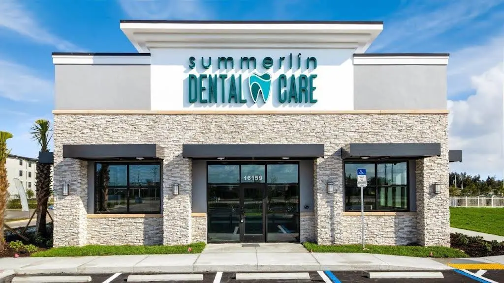 Summerlin Dental Care - Professional dental clinic exterior with modern facilities