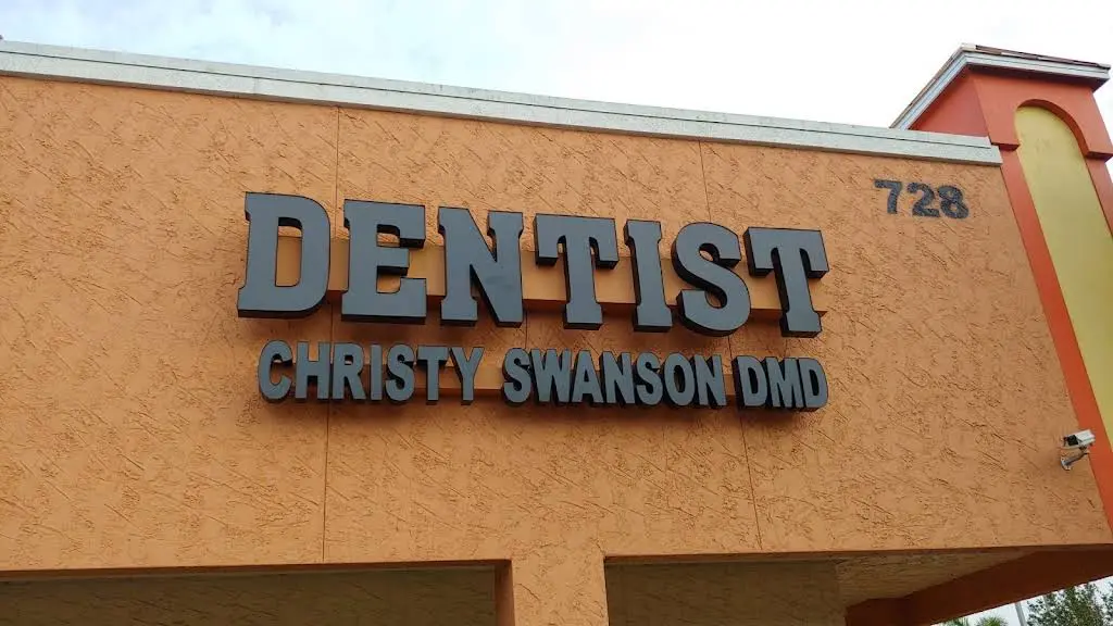 Swanson Dental - Professional dental clinic exterior with modern facilities