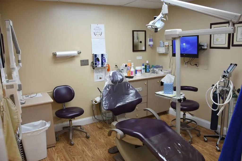 Adult Dentistry of Southwest Florida - Professional dental clinic exterior with modern facilities