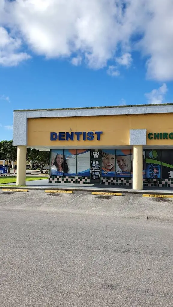 Sunset Smiles Dental - Lake Worth - Professional dental clinic exterior with modern facilities