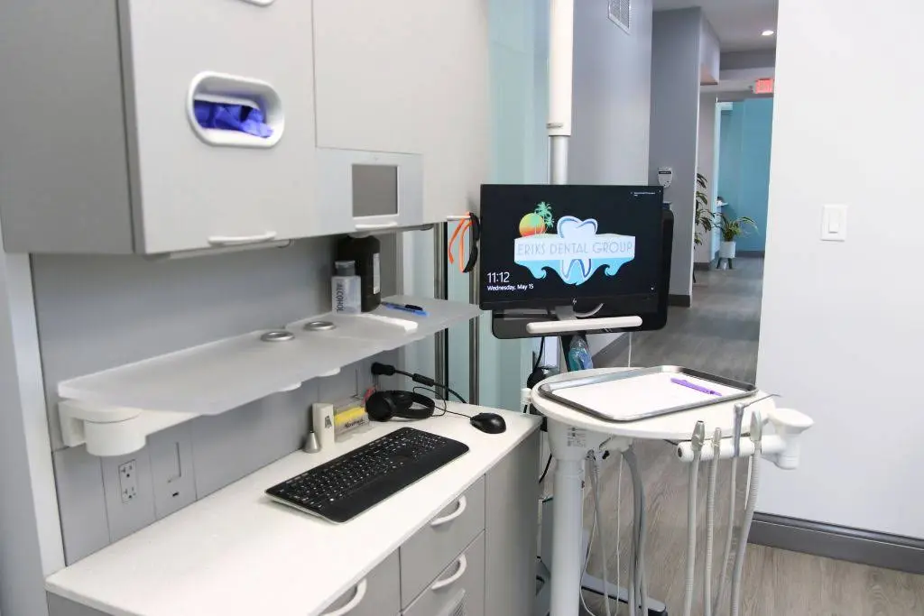 Eriks Dental Group