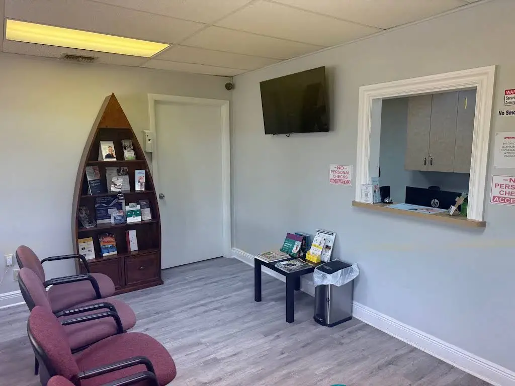 COMPLETE DENTAL CARE 24/7 Emergency - Professional dental clinic exterior with modern facilities