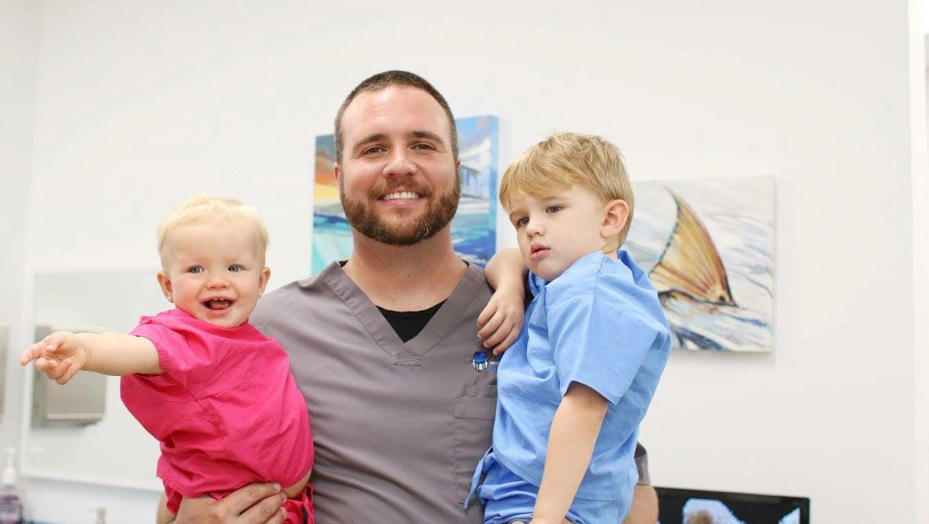 Reef Family & Cosmetic Dentistry - Professional dental clinic exterior with modern facilities