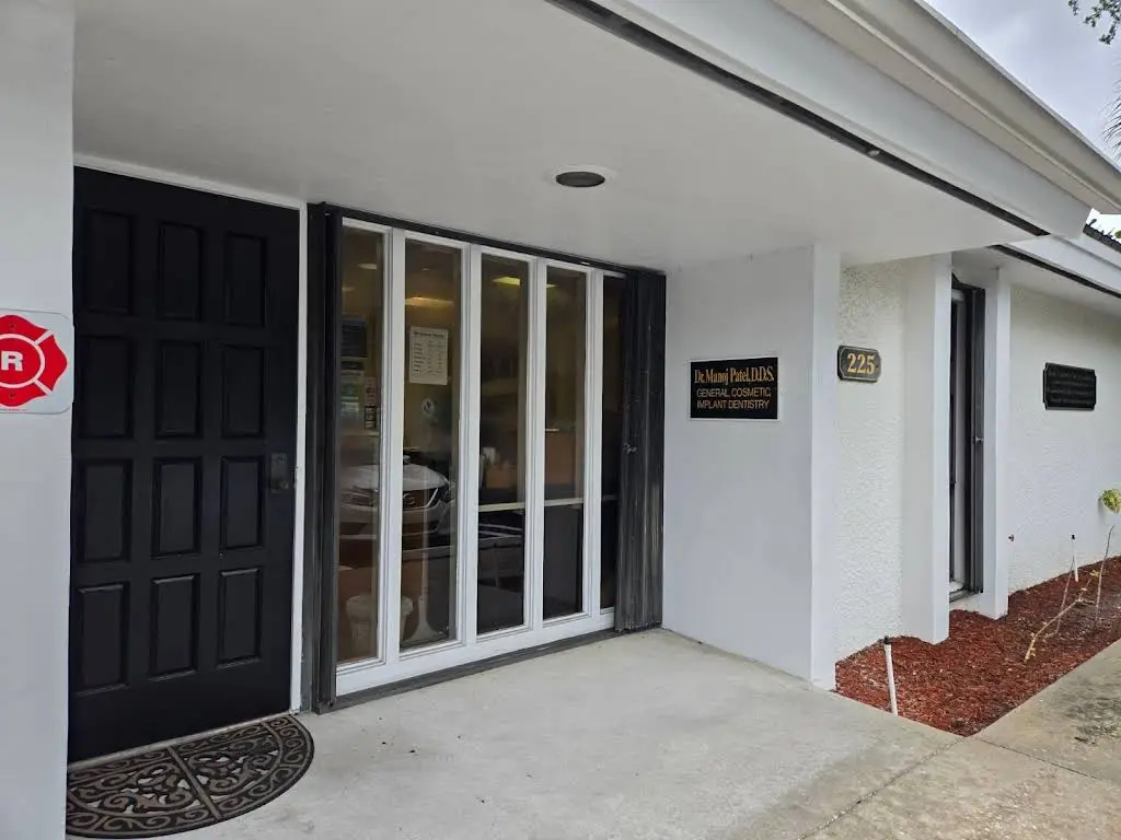 Family Dentist of Palm Beach