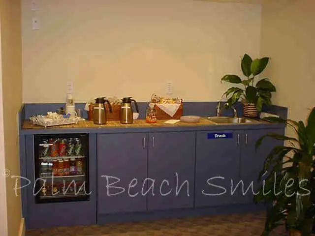 Palm Beach Smiles: Michael I. Barr, DDS