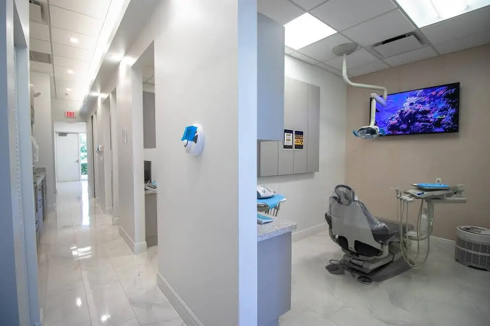 Dorri's Dental
