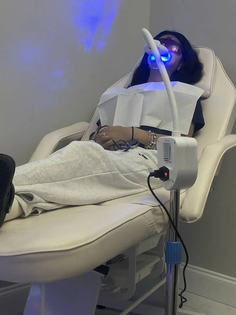 Flawless Teeth Whitening