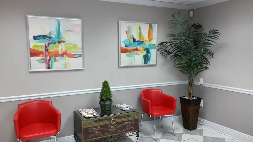 Delray West Dental Associates - Professional dental clinic exterior with modern facilities