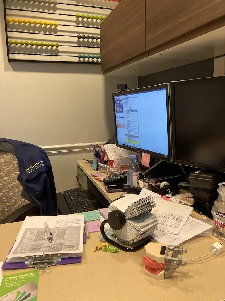 Ressler Dental: Lawrence Ressler, DMD