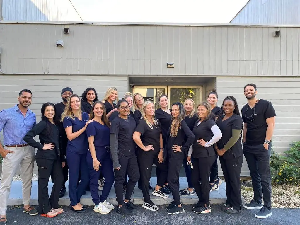 Regency Court Dentistry of Boca Raton - Professional dental clinic exterior with modern facilities